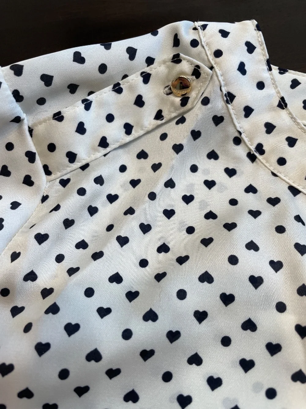 The Limited cream top with black hearts - Picture 4 of 4